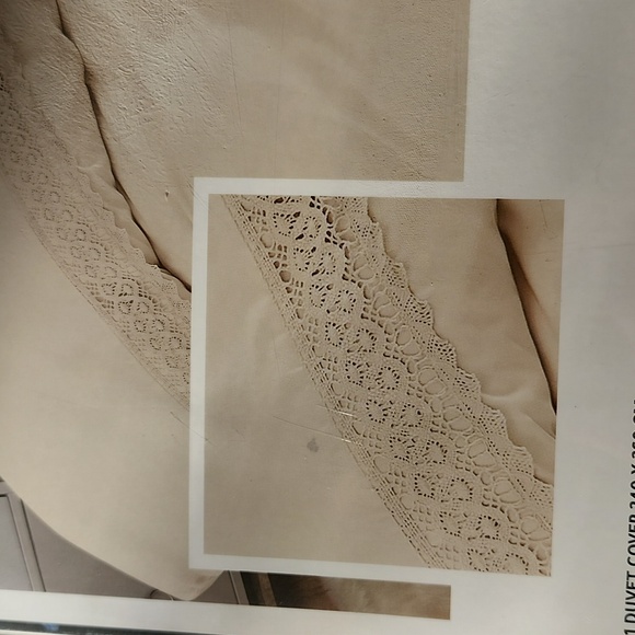 King Lace Duvet - Picture 3 of 5